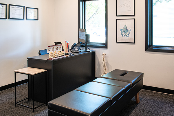 Chiropractic Chanhassen MN Desk